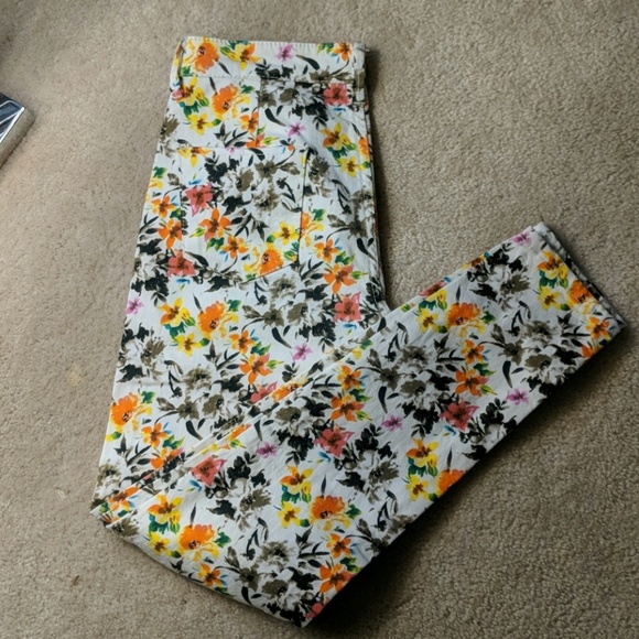 Floral Pants - Picture 6 of 11